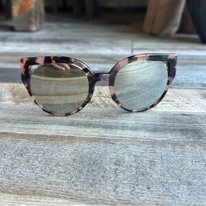 DIFF Sunglasses Brand New With Case